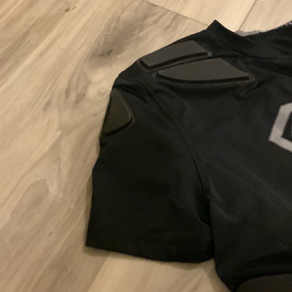 Men’s T-shirt, size small - Picture 6 of 12